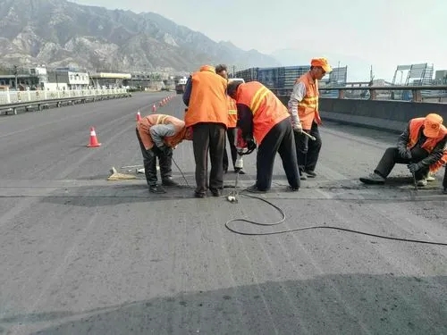 建华道路桥梁病害治理